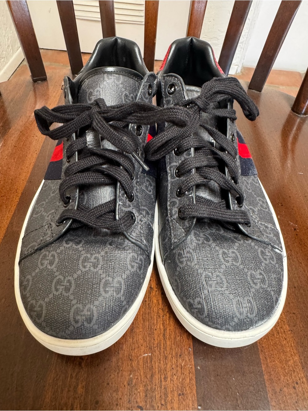 Gucci Gray GG Canvas Low-Top Sneakers with Red & Blue Stripe